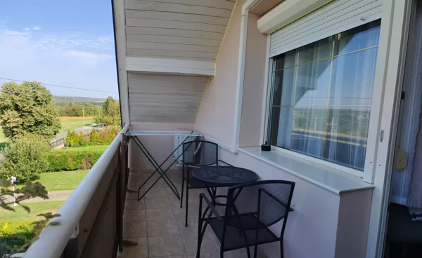 4 fős apartman szoba 1