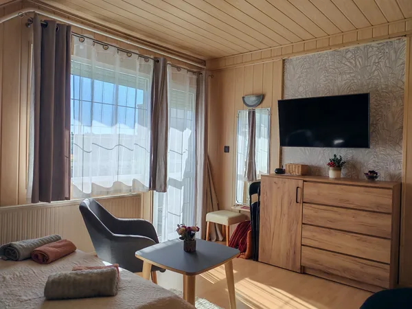 4 fős apartman szoba 1