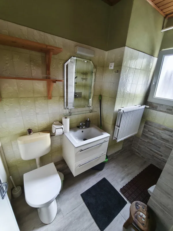 4 fős apartman fürdőszoba 2